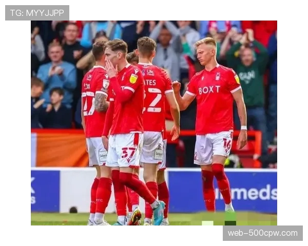 诺丁汉森林1-1阿斯顿维拉，双方各取一分保级形势胶着