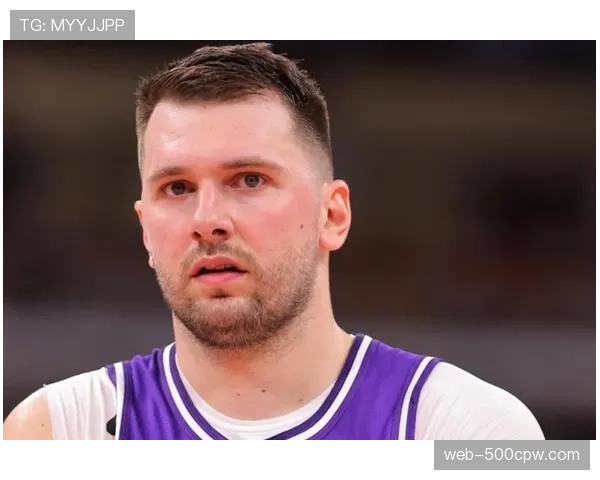 里夫斯接受核磁检查出战成疑，此前东契奇已无限期休战